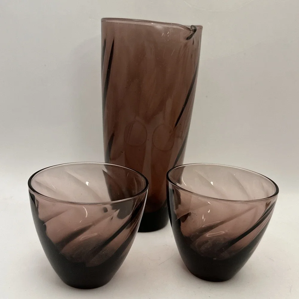 Hazel Atlas Cocktail Juice Pitcher & 2 Glasses Moroccan Amethyst Swirl Vintage